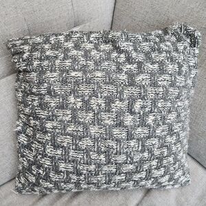 Grey & White knit soft pillow / 20x20
